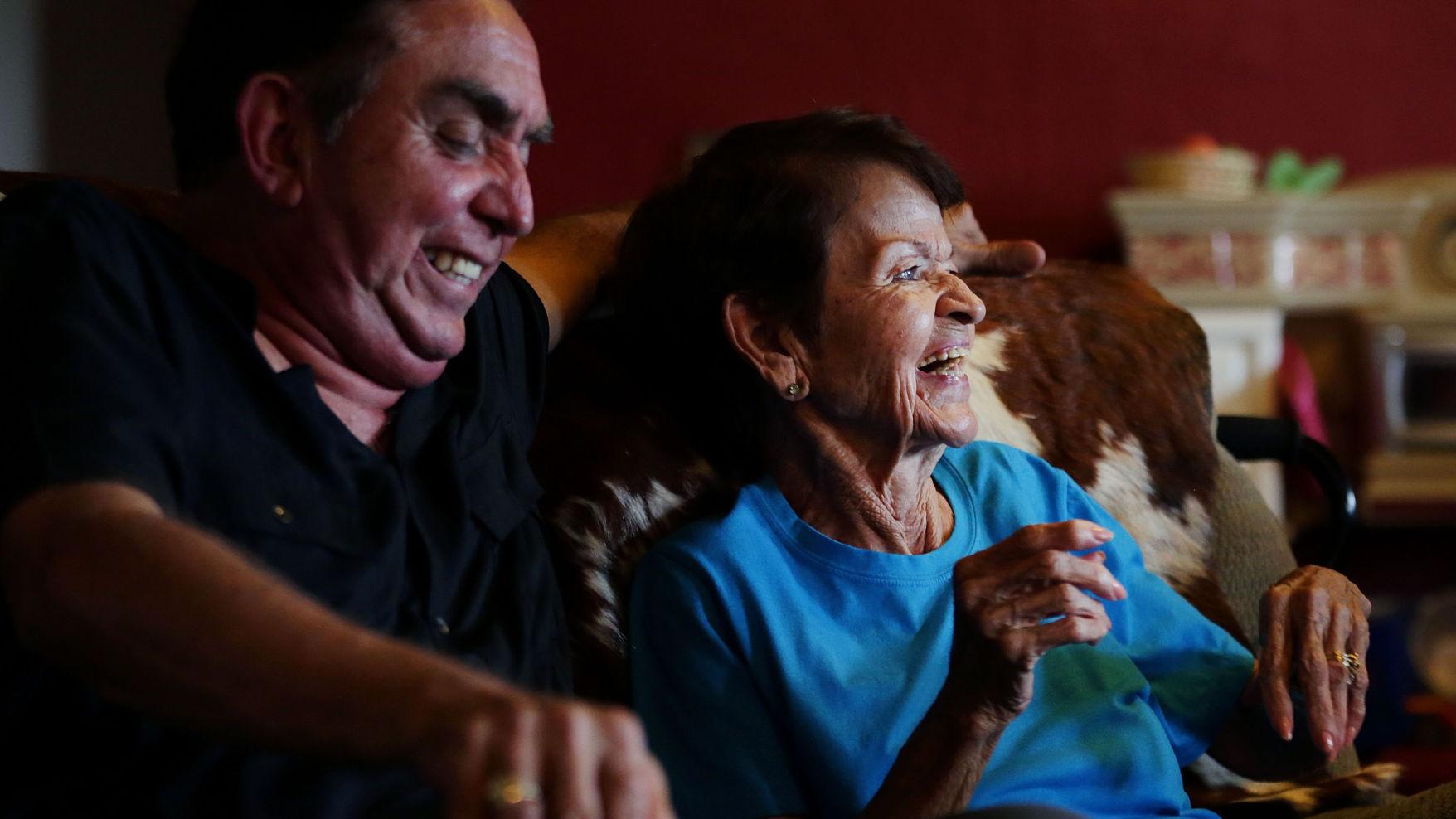 Neto's Tucson: Son's memoir honors mother who raised 6 children on her own